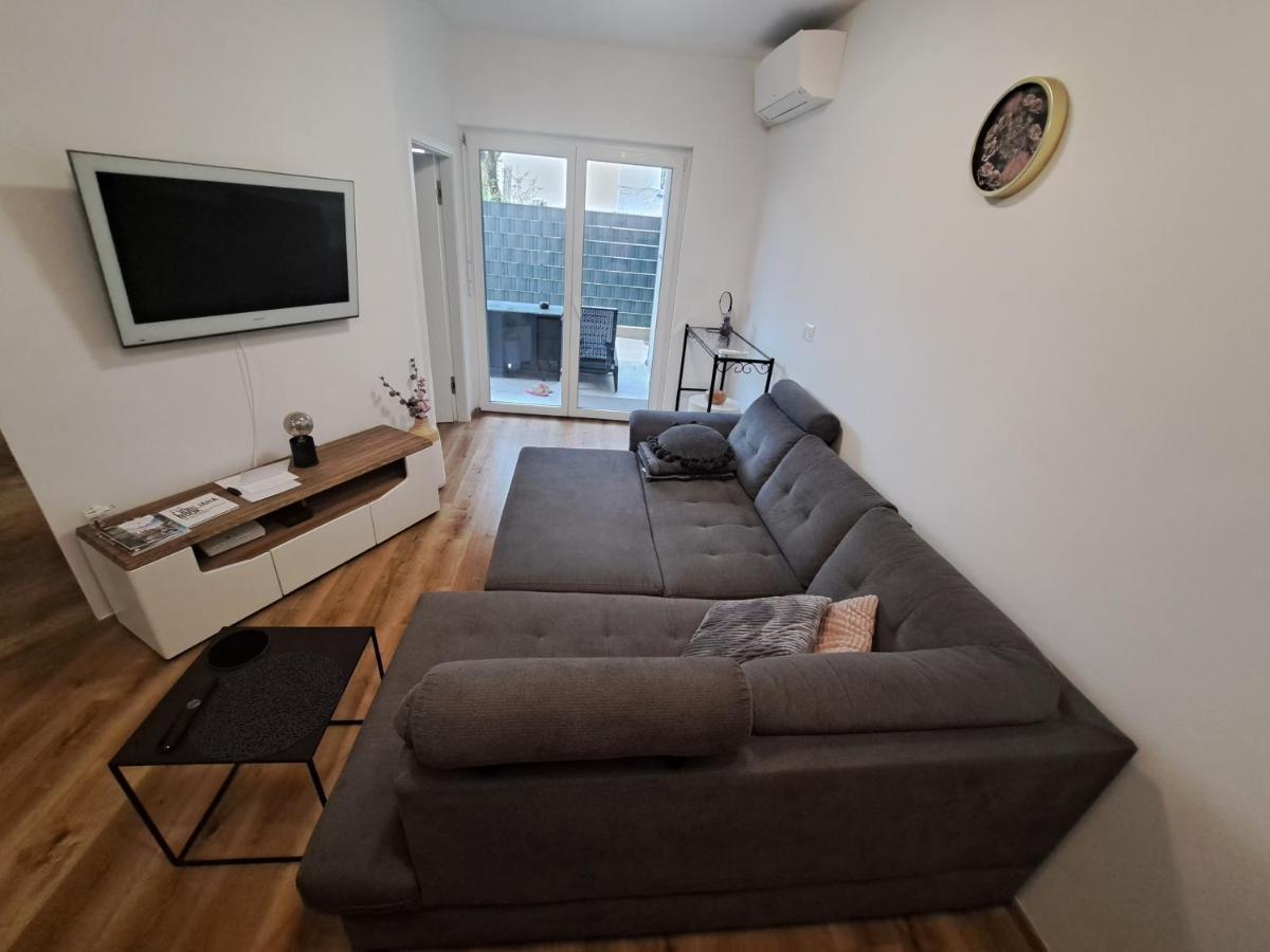 Stunning New Apartment With Free Parking Near City Centre Любляна Экстерьер фото